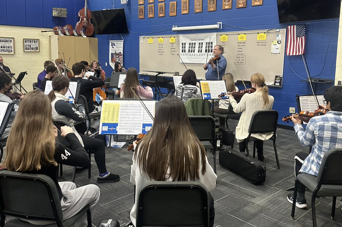 Perrysburg Schools Arts Council provided funding to bring in guest clinician Bill Bitter from Gilbert, AZ. Bill led Highland H.S orchestra programs for 40 years and is recognized as a top program in the country. He will be working with PHS orchestra programs this week. 🐝  🎶