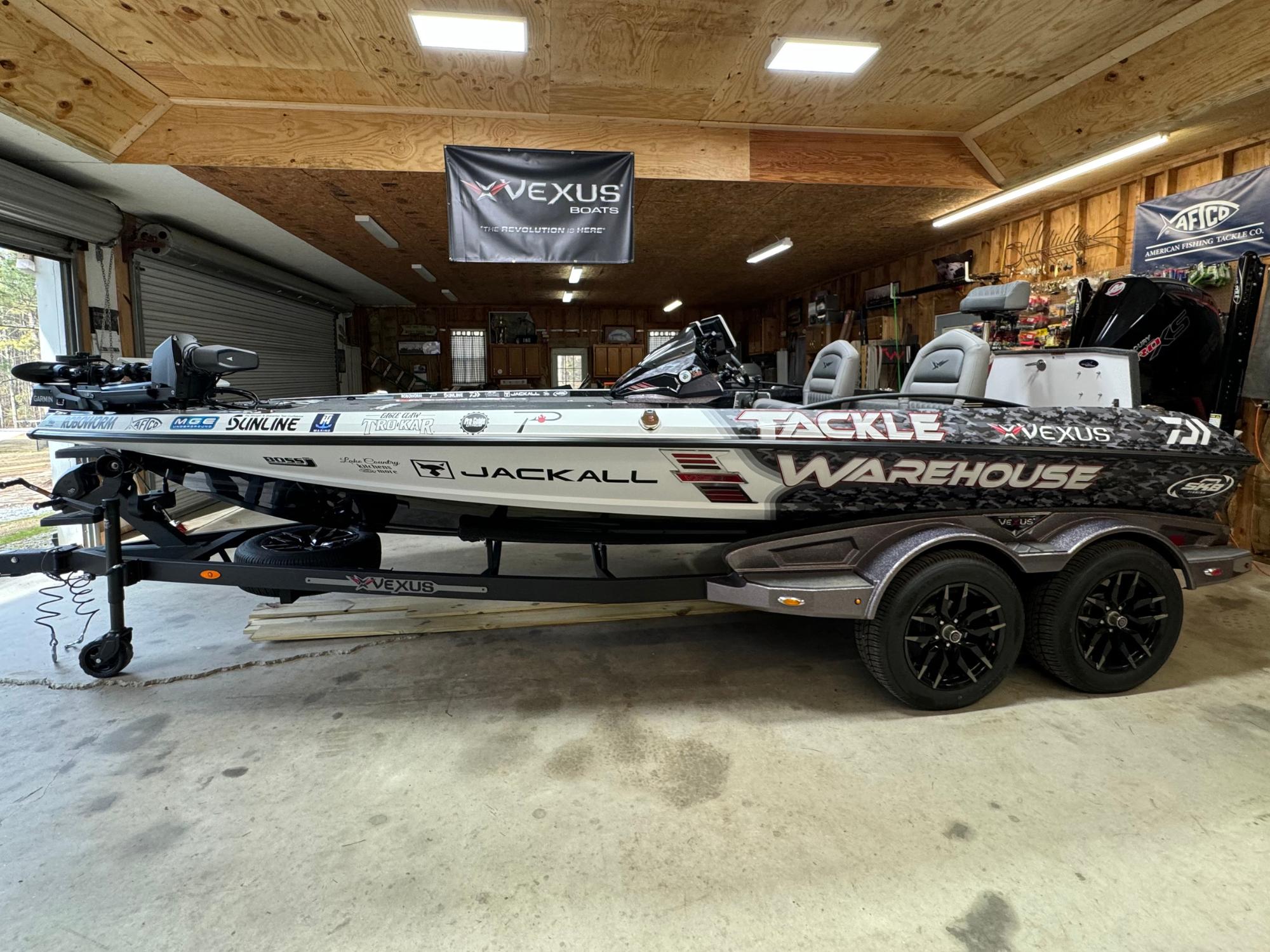 Tackle Warehouse on X: Check out @TeamLintner's new @Vexus_Boats Wrap for  the 2024 Season! 🔥 We can't wait to see it hit the water on the trail. 🚤  Thanks to all the