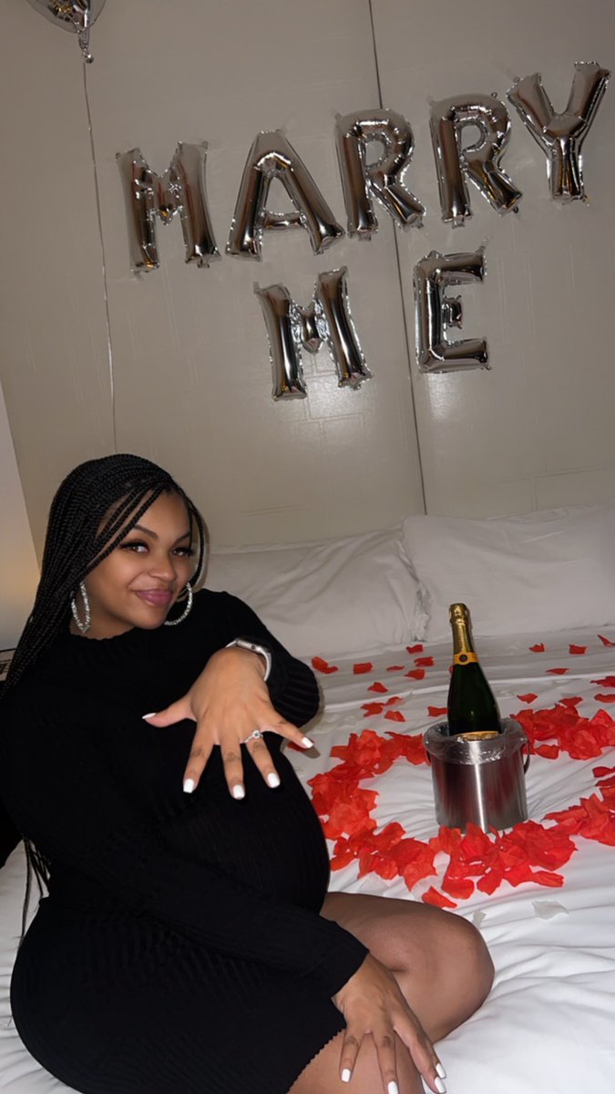 Polo4_Hoes_GMB's tweet photo. 2024 Continue to be Great for Me ! Raising the Bar this Year 💯🎉🍾💍📈✈️ https://t.co/LA33Q2H3LV