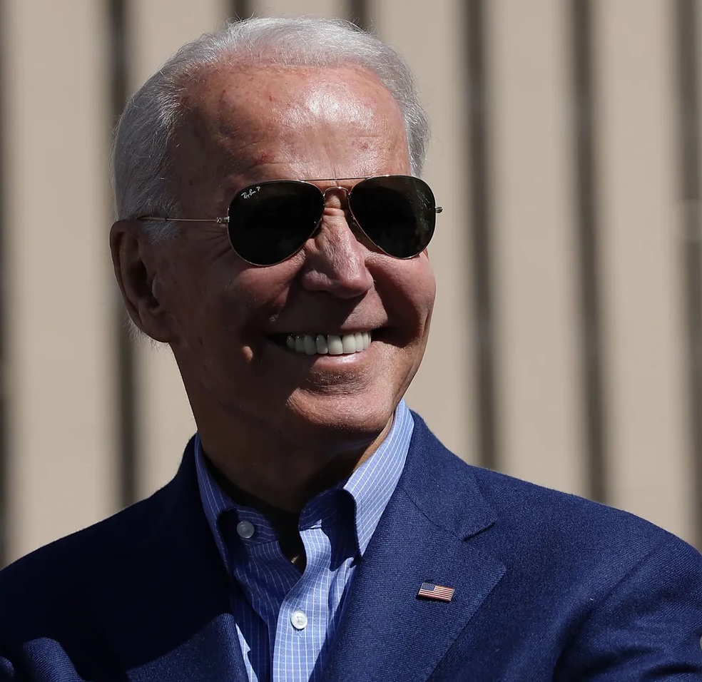 BREAKING: President Biden racks up a major win as the board of the Alliance for Retired Americans officially endorses him for reelection — citing his enormous accomplishments as president as their rationale. The grassroots group has 4 million members and advocates for retired…