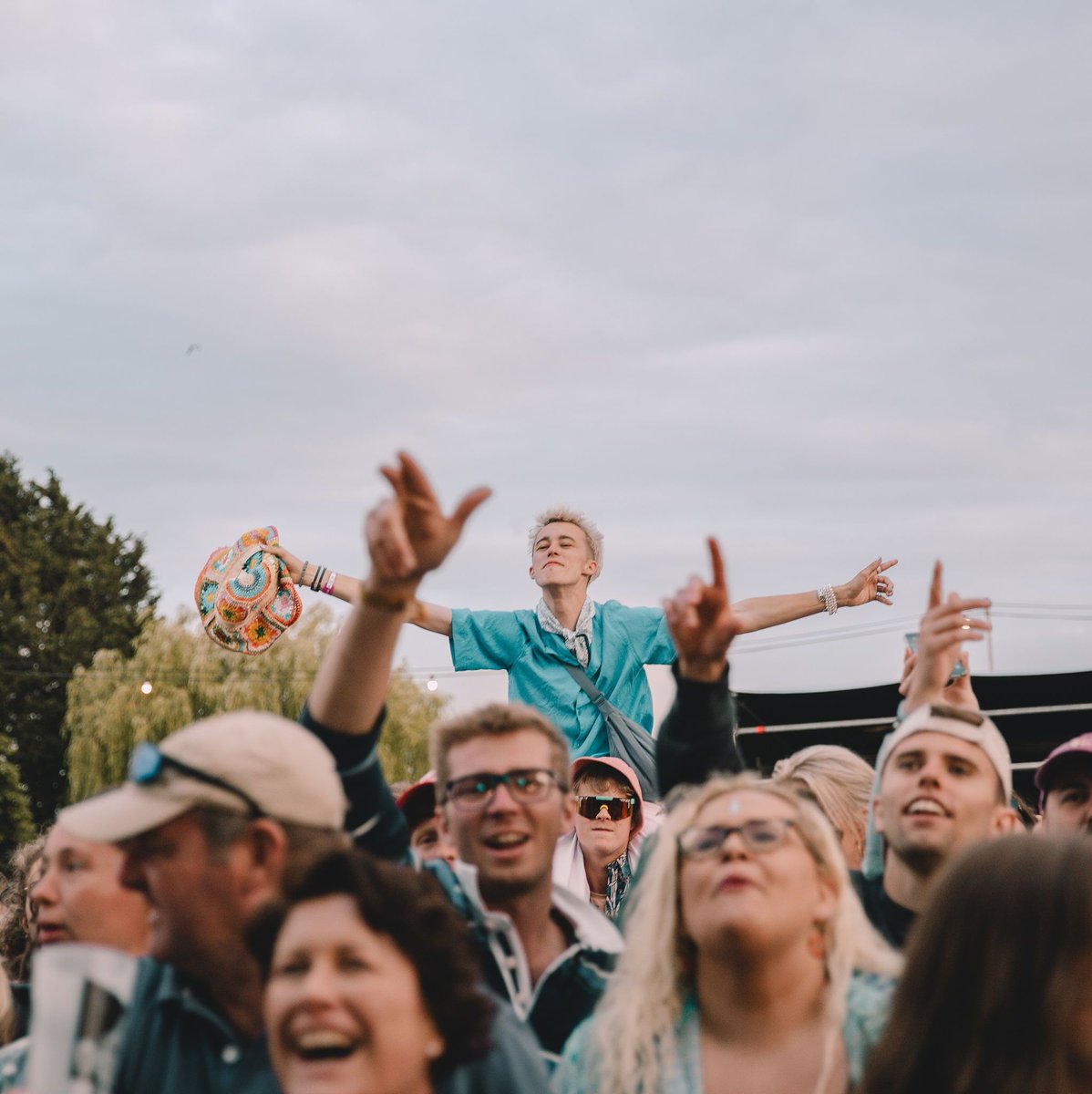 Barn on the Farm is officially the Best Small Festival in the UK - thanks to each and every one of you that makes it so amazing. We'll make up for lost time at Barn 25 and celebrate the way only we can ⚡ More info about tickets is coming very soon!! buff.ly/3u7OryV