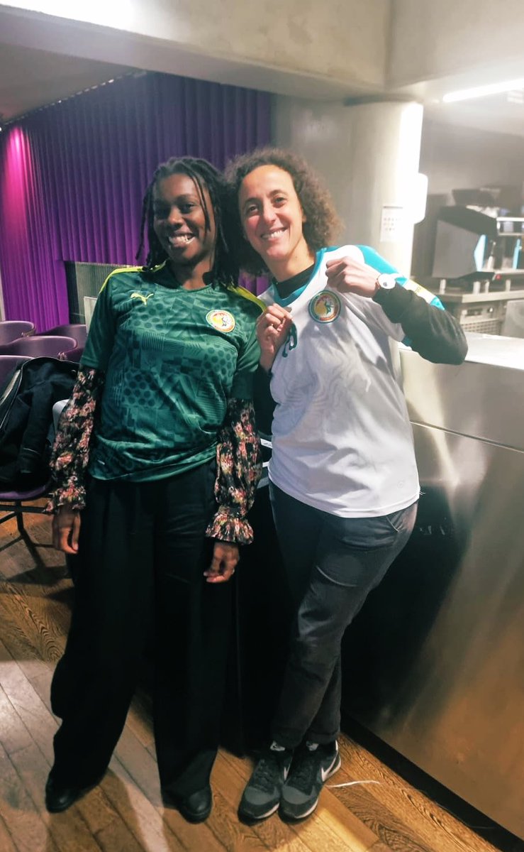 RiouxRemy's tweet photo. En direct de l’@AFD_France concentrée !!! #Mali 🇲🇱 vs #Burkina 🇧🇫 en cours, avant #Maroc 🇲🇦 vs #AfriqueDuSud 🇿🇦 ce soir. Vive la #CAN2024 en #CôtedIvoire 🇨🇮 ⚽️🤩@SportEnCommun @AllianceSahel @CAF_Online @FIFAcom https://t.co/7ZPnkGFHnC