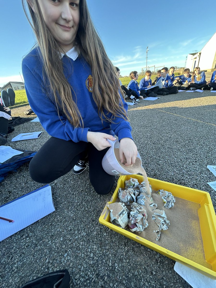 MissKeller9's tweet photo. 🌊 TSUNAMI 🌊
We followed the tsunami experiment today - lots of prediction, planning and trial and error. I wonder how the tsunami affected our environment? Lots of skills being used and all ready to write our reports tomorrow!
@Clerkhillschool #reachup https://t.co/CL6LQzp9ZP