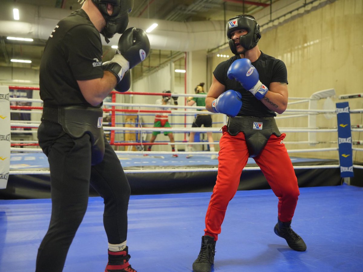 yvonmichelGYM's tweet photo. Est-ce que la relève arrive ? 🤫
3 galas de prévus
le:
• 14 Mars #mathieugermain
• 4 Avril #kimclavel
• 16 Mai #Mazzakdeniz https://t.co/g0K8gBaEog