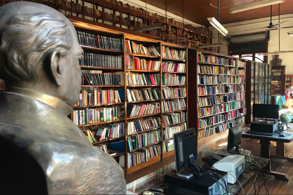 ContactoAdpra's tweet photo. Ley Ómnibus: ADPRA se pronuncia en defensa de las Bibliotecas Populares

Declaración completa
https://t.co/waFLPSUS5z https://t.co/OVKdyKWrbT