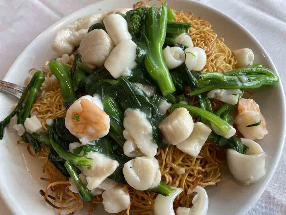 ExcellentCuisin's tweet photo. Our chow mein is carefully prepared and presented to ensure our customers have a genuine and elevated dining experience. Come by our restaurant at 8733 SE Division St Suite 101, Portland, OR 97266!

#ChowMein https://t.co/M6lX9XNf59 https://t.co/5A1eY2PAeC