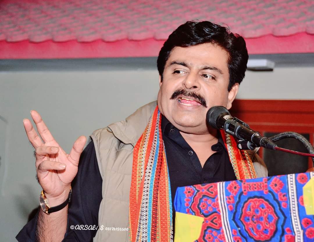 LalaTaak's tweet image. مخالفت سےمیری شخصیت سنورتی ہے
میں جلنے والوں کا بھی دل سے  احترام کرتا ہوں🌹❤️
#PS49
#PS50
@BBhuttoZardari