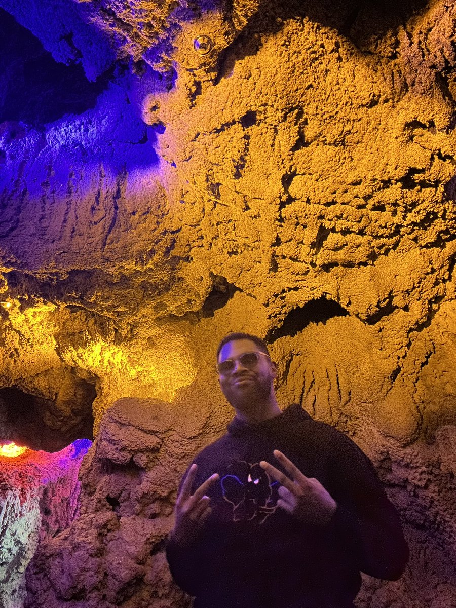 traekeepdancing's tweet image. 