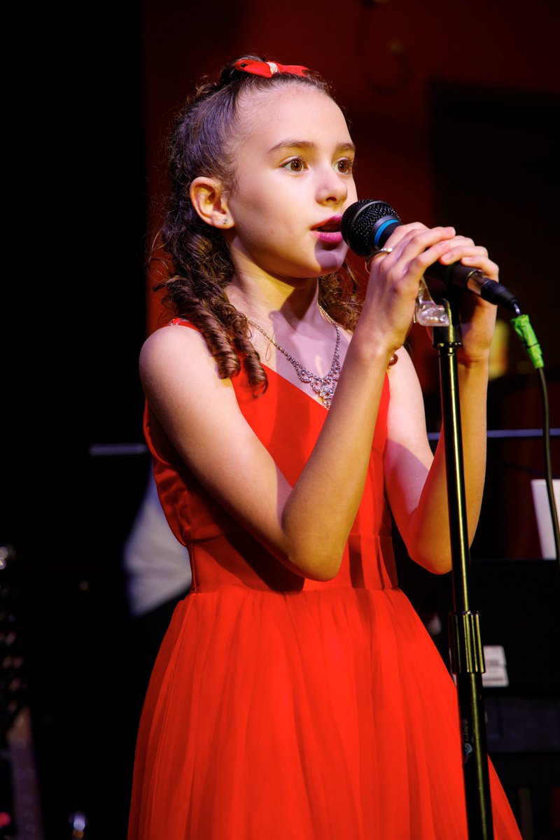 BarrieLessons's tweet photo. 🎤 Elevate Your Voice: Join Our Vocal Lessons!
Ready to transform your voice into a powerful instrument? Look no further! Our Vocal Lessons Course is your gateway to unlocking your true vocal potential.

Sign Up Now! https://t.co/sPq1AWPMOf https://t.co/heL6qc0nT7
