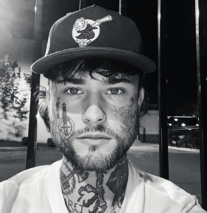 10 free subs https://t.co/4TWatOMnDe https://t.co/idpMsXeRaj