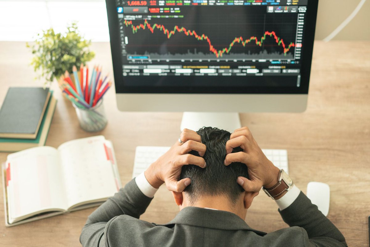 si_champion's tweet photo. Rough day trading today 🥴.  Managed to grab a 1R at the end of my trading day.

To down about it to share them at the moment 🤣.

Will upload tomorrow along with all my tomorrow wins 😜.

Instead, here is an image of how my day went 🤣

#forextrading https://t.co/pV6RTDyXJ3