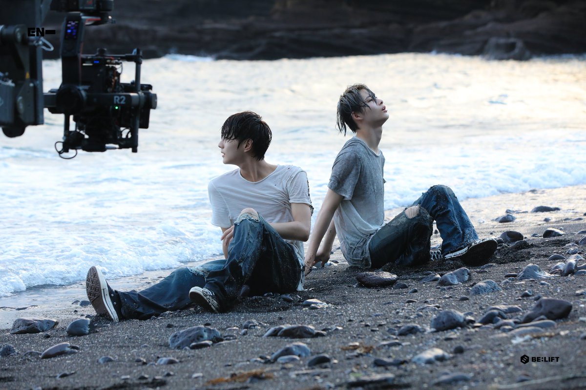 Jungwonpyofc's tweet photo. https://t.co/MW1k1GnWgH