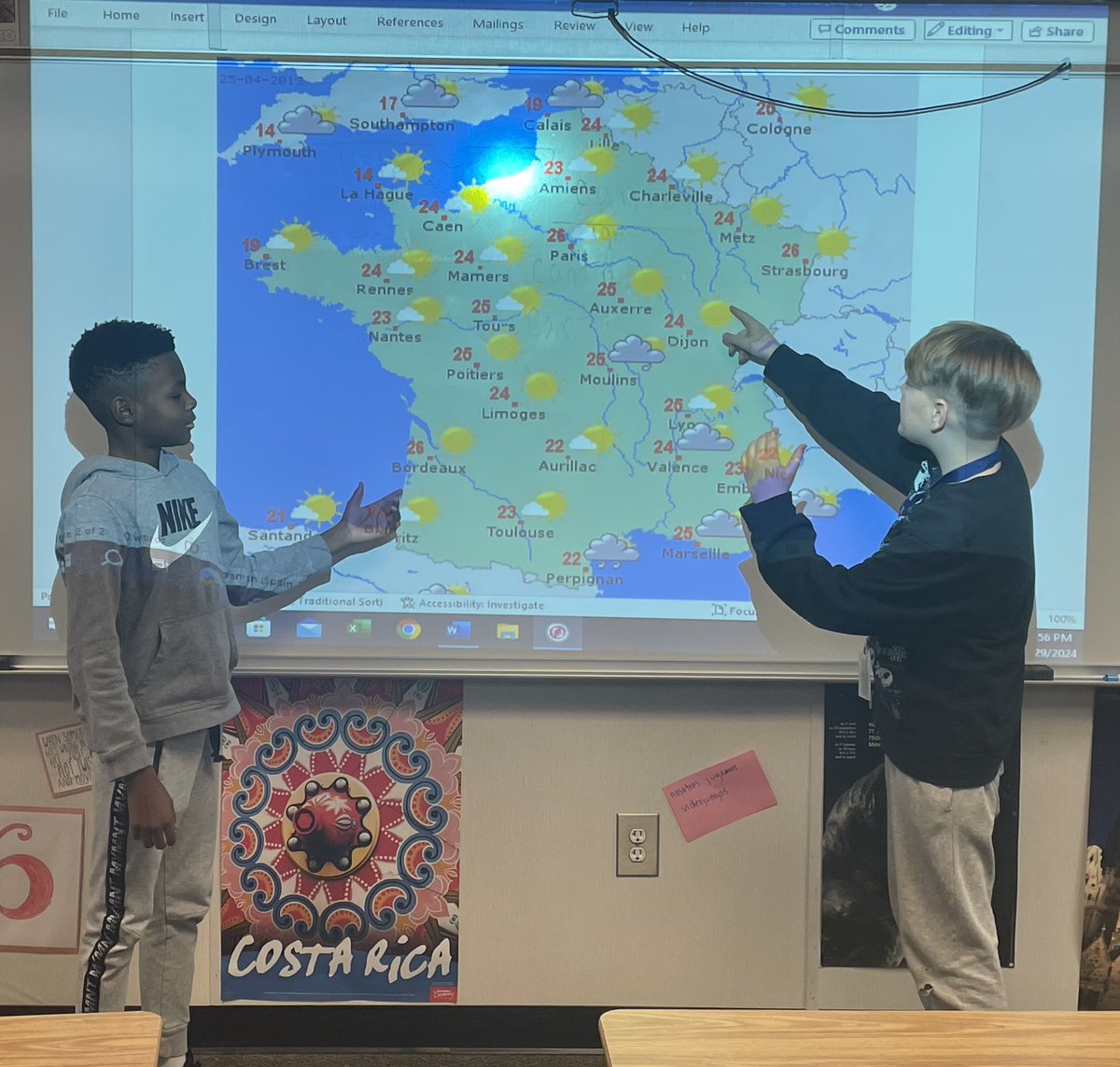 DavisMiddle's tweet photo. Students in Mrs. Volland’s classes giving the weather report in French. #WeAreDavis #RealWorld https://t.co/v32Mcn5hZI
