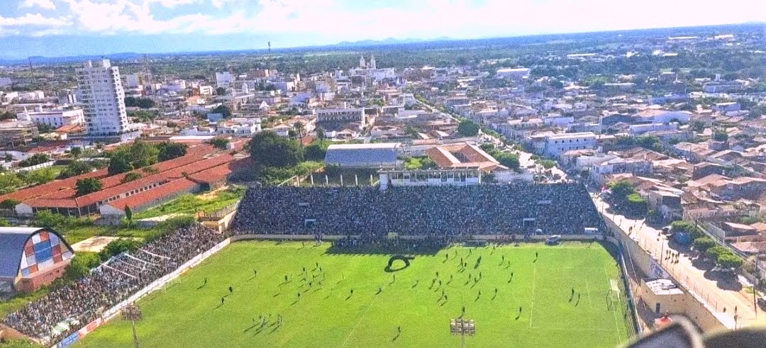 Alô torcida do Maior de Minas!! Aproveita pra colar em papai Dino aqui no "X".

☀️🌵☀️🦖
