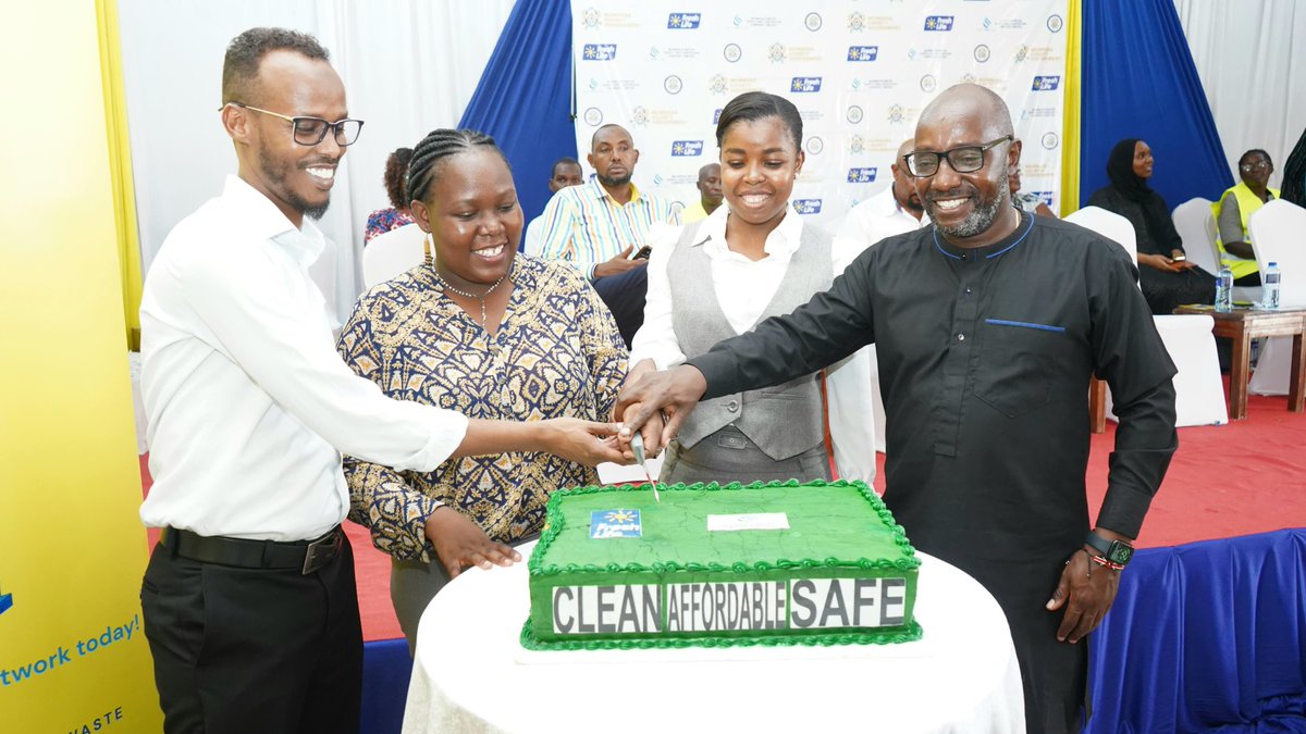 dwnrcr's tweet photo. The Department on behalf of the county government of Mombasa in collaboration with Mombasa Water Supply & Sanitation Co. Ltd, and Fresh Life officially launched the inaugural Fresh Life toilets at Marycliff Primary School Hall in Tudor Ward, Mvita Sub-county.
#freshlife https://t.co/CTZrhwvkX6