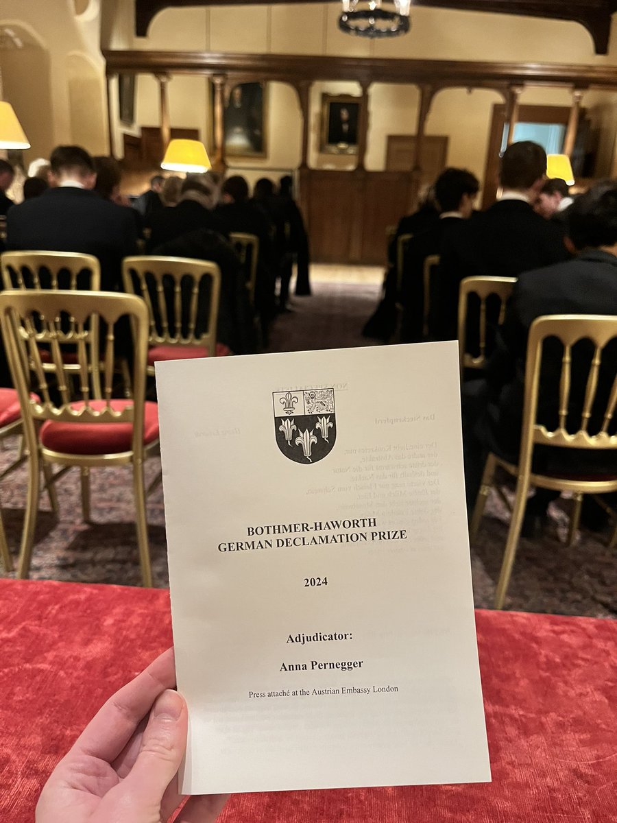 Anna K. Pernegger tweet media