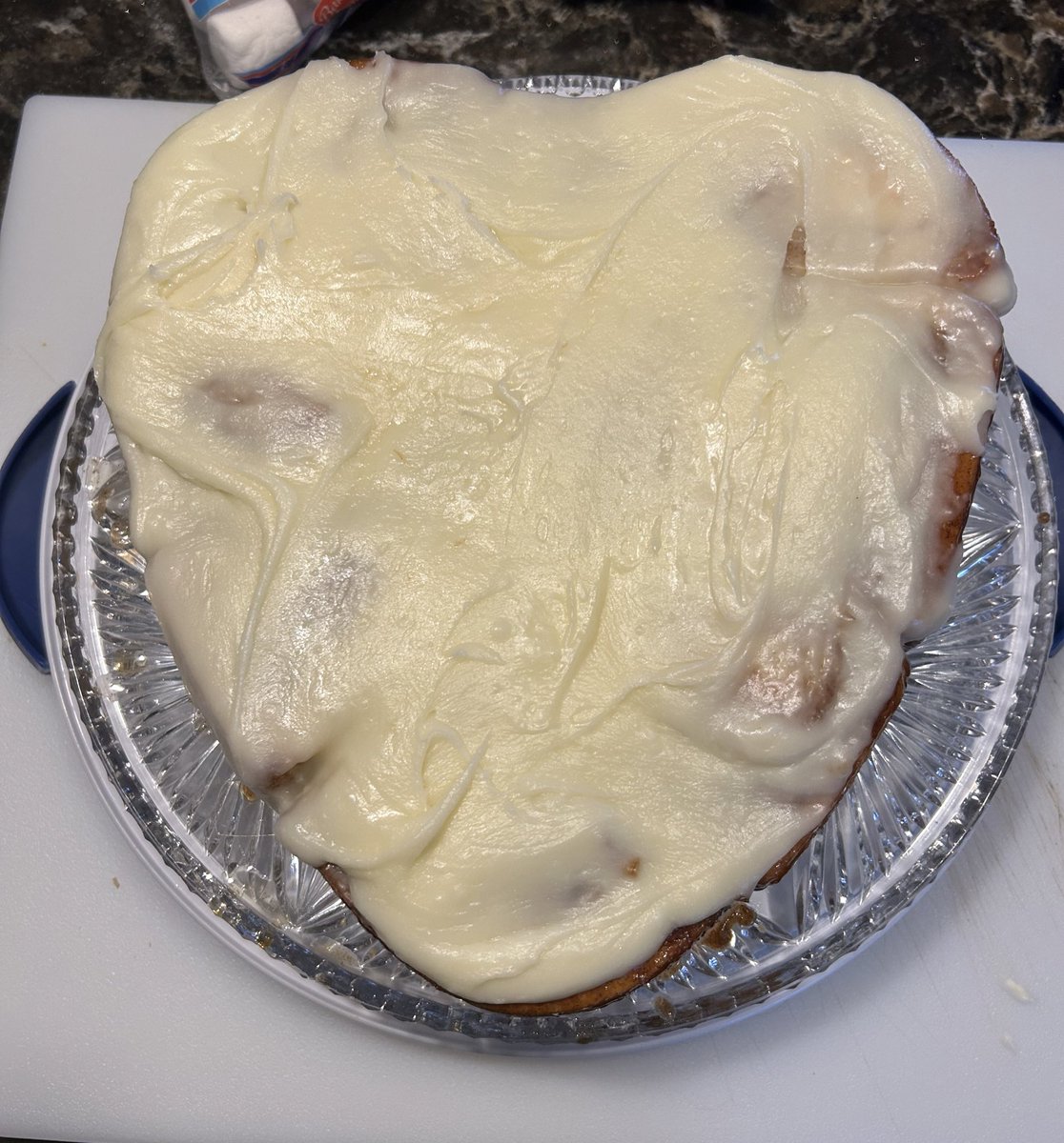 Cinnamon rolls with cream cheese icing 🫃🏻