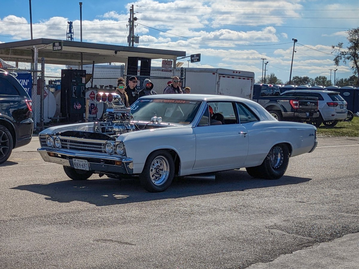 Driven Racing Oil tweet media