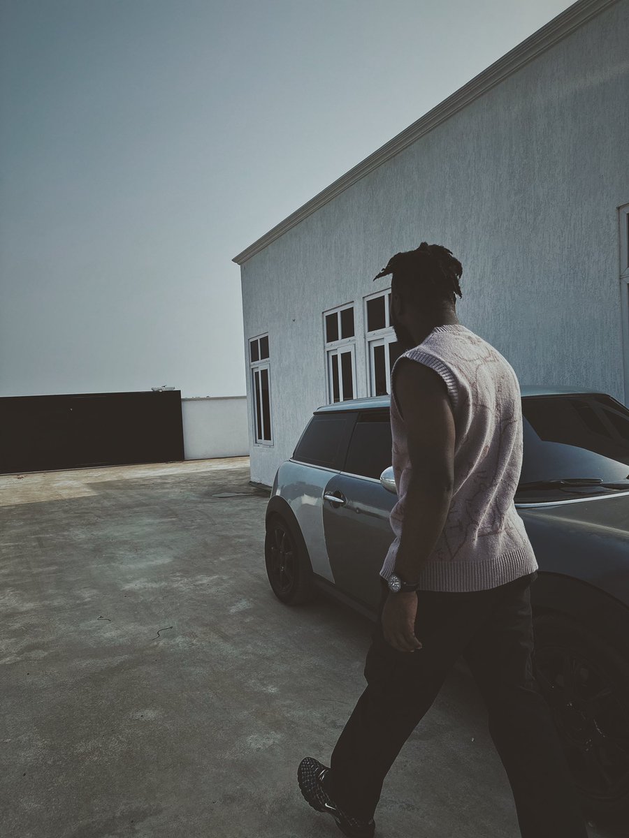 DjlordOTB's tweet photo. Ready for some new mixtape drop this Friday? Should we do #4YourEarzOnly or #MusicForTheGods? Lemme know in the comment or quote section. https://t.co/56G53W4Duv