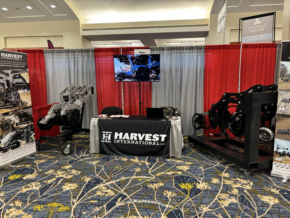Harvest_Int_Mfg's tweet photo. Our first show of 2024! Find us this week in booth 1124 at @IowaAgExpo in Des Moines, IA #customplanters #striptill #madeiniowa https://t.co/vmOnwhQyRK