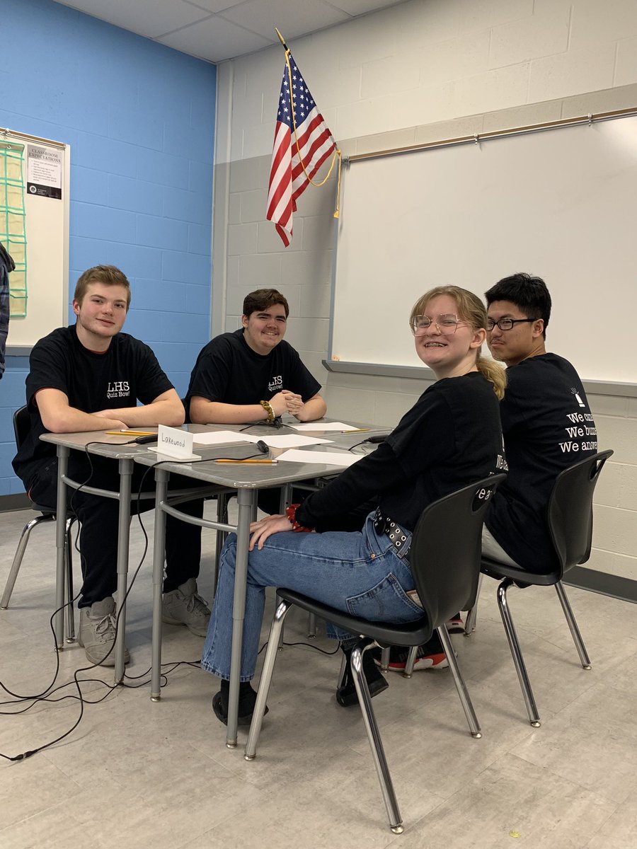 Beyond proud of our Lakewood Quiz Bowl team for going 4-1 today at our tournament.  One highlight was winning a competitive match that went to sudden death, really showing the kids' perseverance! #VamosLancers <a href="/LWLancerBaker/">Mrs. Baker</a> <a href="/lakewoodlocalsd/">Lakewood Local Schools</a>