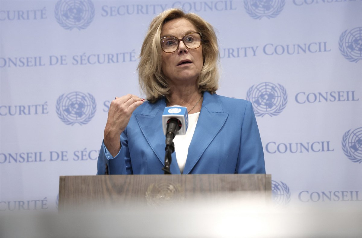 RTLnieuws's tweet photo. Kaag benadrukt belang veelbesproken UNRWA-organisatie voor Gazastrook | Liveblog https://t.co/DZyWoZU9f0 https://t.co/YQisQ3Cbb5