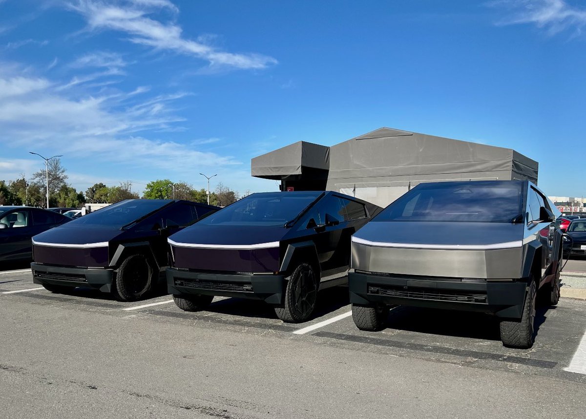 PMangiamele12's tweet photo. Two Stek Purple CTs

Low, high, and extract ride heights https://t.co/FArvYpRqH8