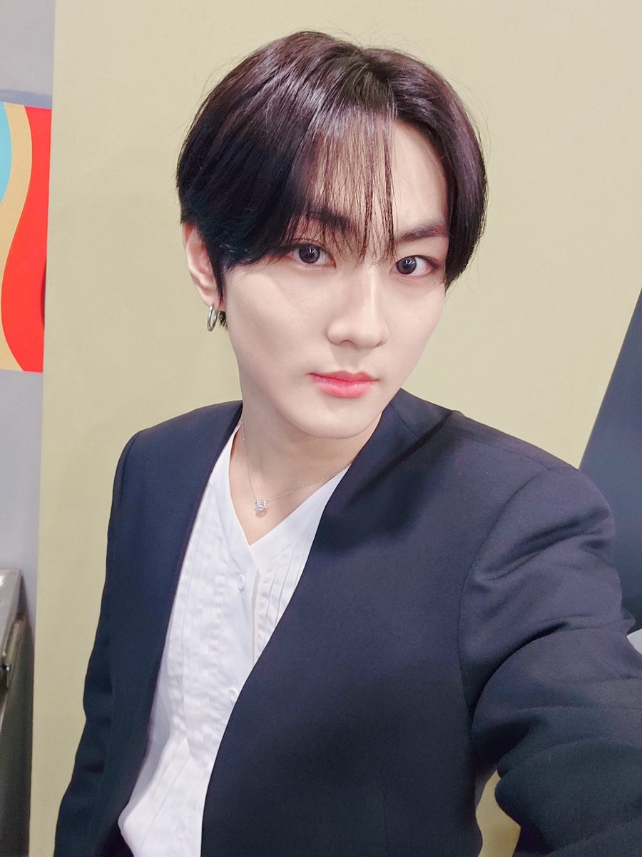 Jungwonpyofc's tweet photo. ﹝💭〢Weverse〢240129﹞

• Post de Jungwon en Weverse.

🐈: Fotos de los premios Golden Disk 

➤ JUNGWON 

‣#JUNGWON #ENHYPEN #엔하이픈_정원 @ENHYPEN_members

©️ Jungwon Paraguay Oficial https://t.co/mmvHbQoYUP