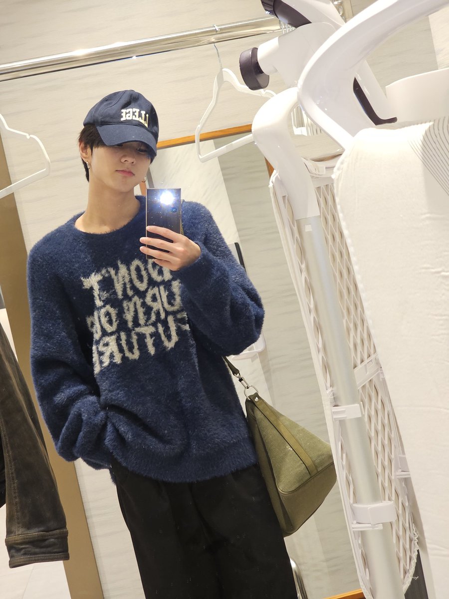 Jungwonpyofc's tweet photo. ﹝💭〢Weverse〢240127﹞

• Post de Jungwon en Weverse.

🐈: Buen trabajo hoy también ENGENEs ~
 Te amo❤️

➤ JUNGWON 

‣#JUNGWON #ENHYPEN #엔하이픈_정원 @ENHYPEN_members

©️ Jungwon Paraguay Oficial https://t.co/0gXdvteQXo