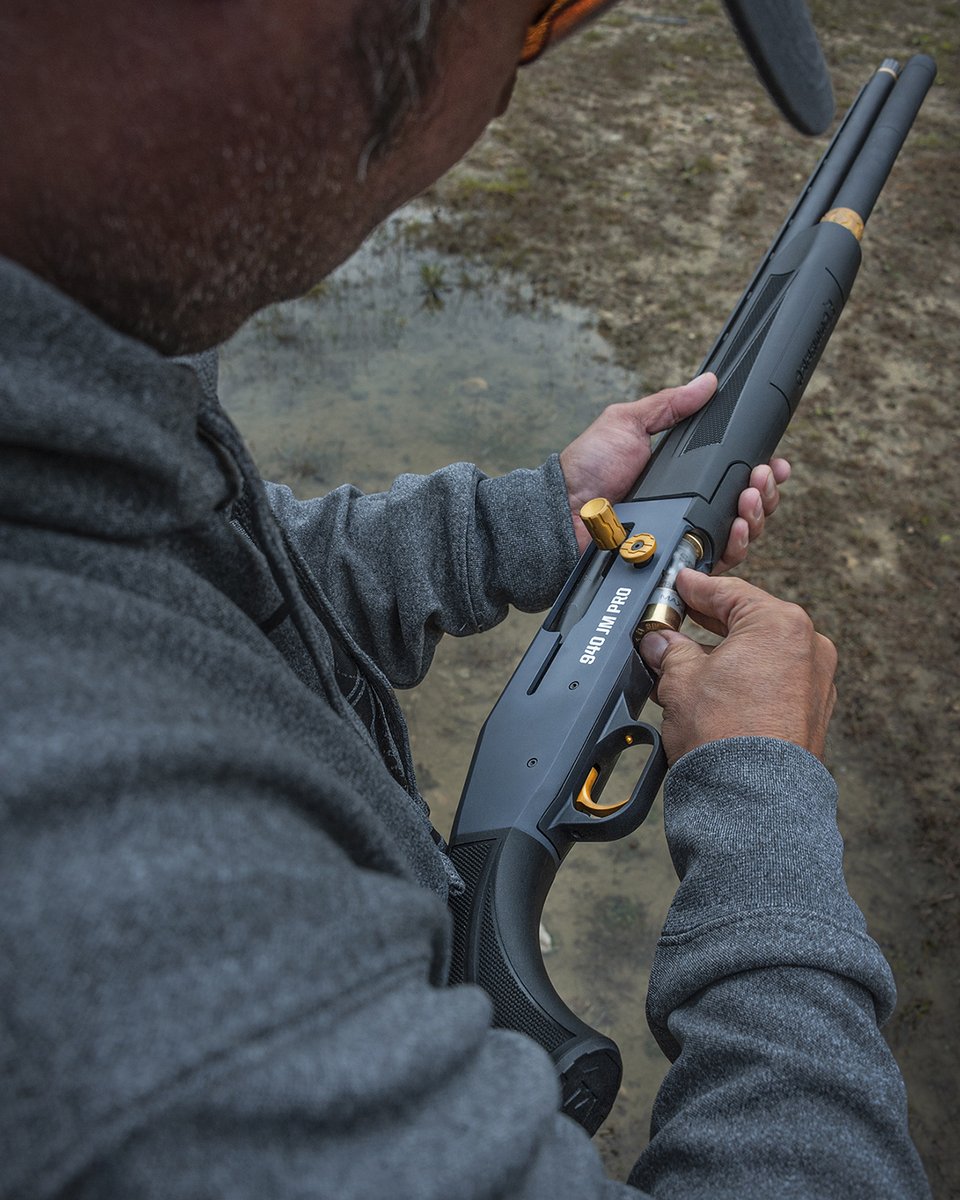 VikingArmsLtd's tweet image. Mossberg 940 JM Pro🇺🇸

Shotgun info here - hubs.la/Q02j6t_Q0

#MOSSBERG #TeamWilliamsonPSG #940JMPro #PracticalShotgun #UKPSA #Autoloader #VIKING