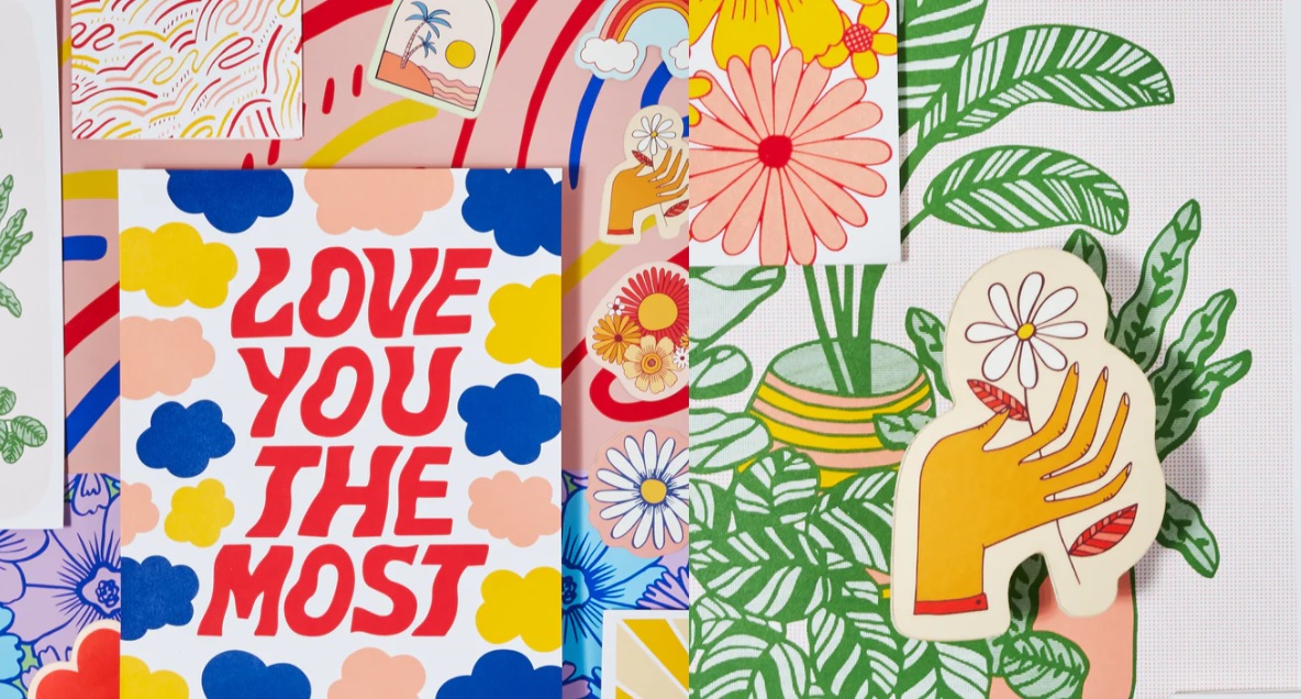 AstroPaper's tweet image. Paper inspires creation! What will you create? Image by thegoodtwin.co/#paperlove #creations #envelopelove #paperinspiration