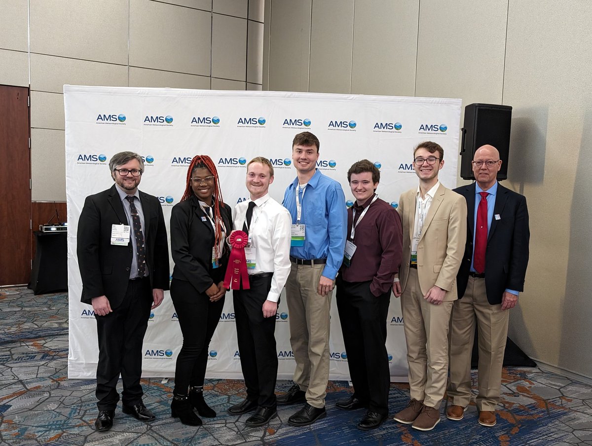 wiuswc's tweet photo. Named to the Chapter Honer Roll for 2023 and getting 2nd Place in the Poster Competition?! WHAT. A. DAY. #AMS2024 https://t.co/BKpfYZC5bm