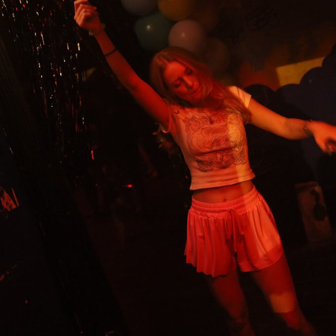 Catch me streaming Overcooked tonight at 6pm EST  https://t.co/iZhKmY694I  #Overcooked #TwitchStreamers<a href="/tag/gamergirl"class="tags"><span>#gamergirl</span></a><a href="/tag/twitch"class="tags"><span>#twitch</span></a><a href="/tag/gamestop"class="tags"><span>#gamestop</span></a><a href="/tag/twitchstreamers"class="tags"><span>#twitchstreamers</span></a>