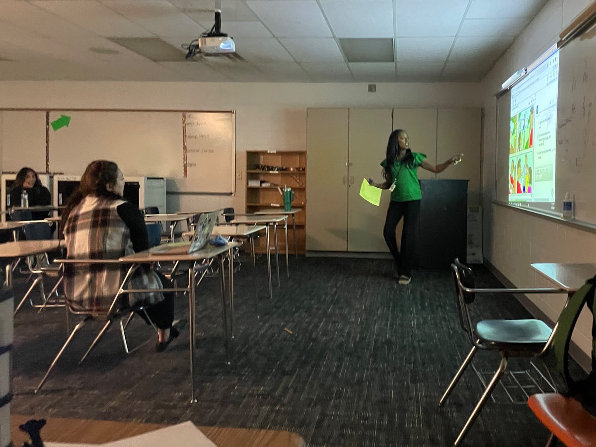 All hands on deck to assist students in moving the needle. Our ESL Aides, along with Ms. Gonzalez, received an ESL Intervention training to enhance support for student growth on TELPAS. Together We’re Better! @AliceJohnsonJrH @NeimanOwens @DawnitraW @CISD_ML