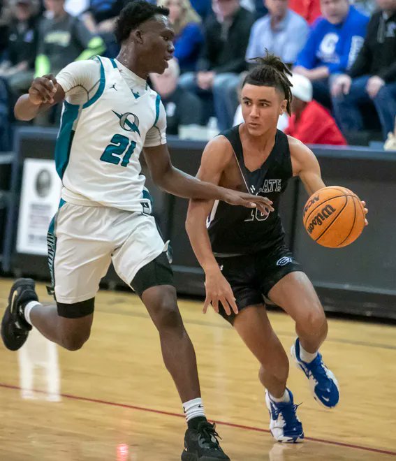 Cov Cath Hoops tweet media