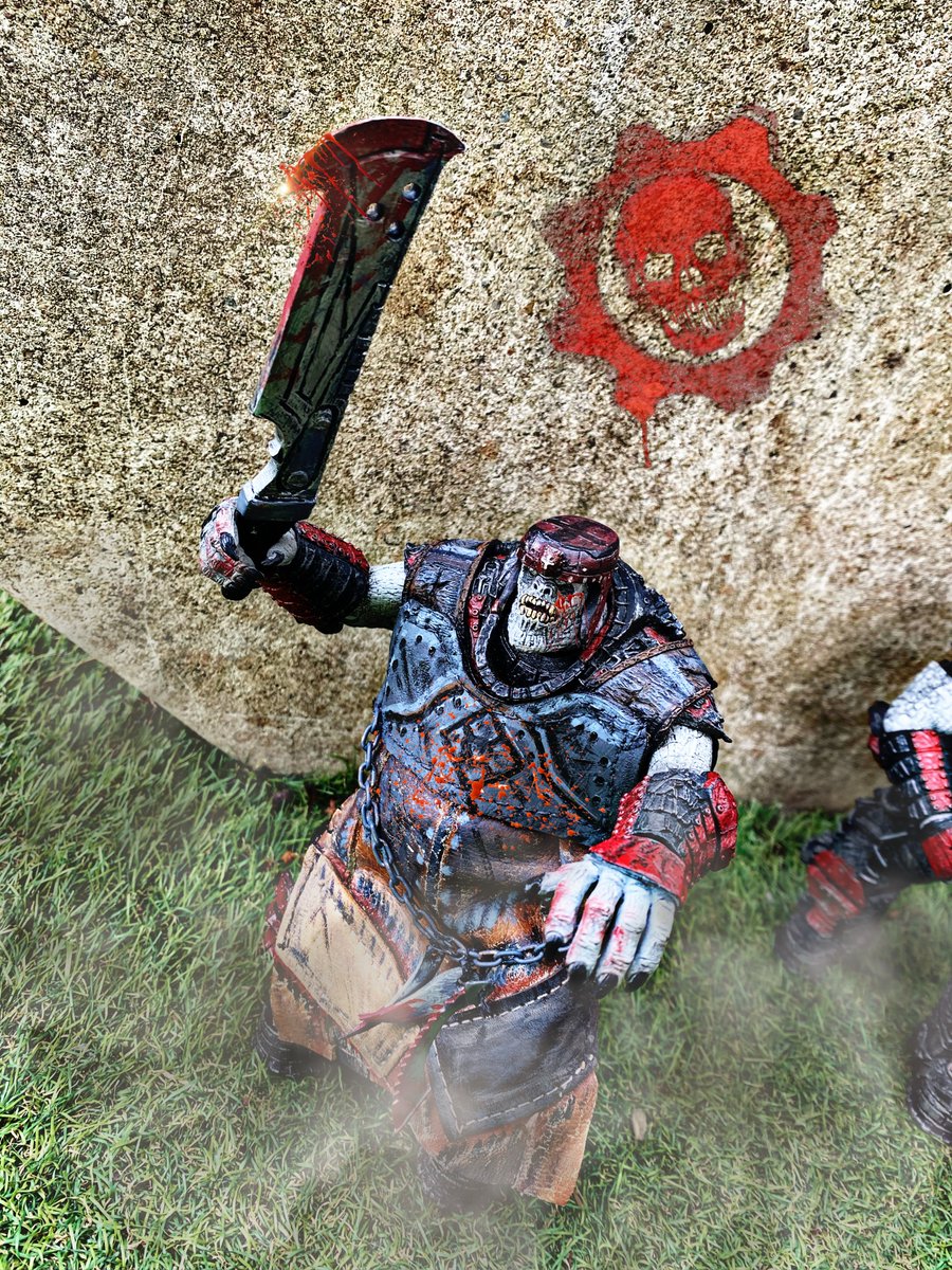 Gears Of War Figures And Customs tweet media