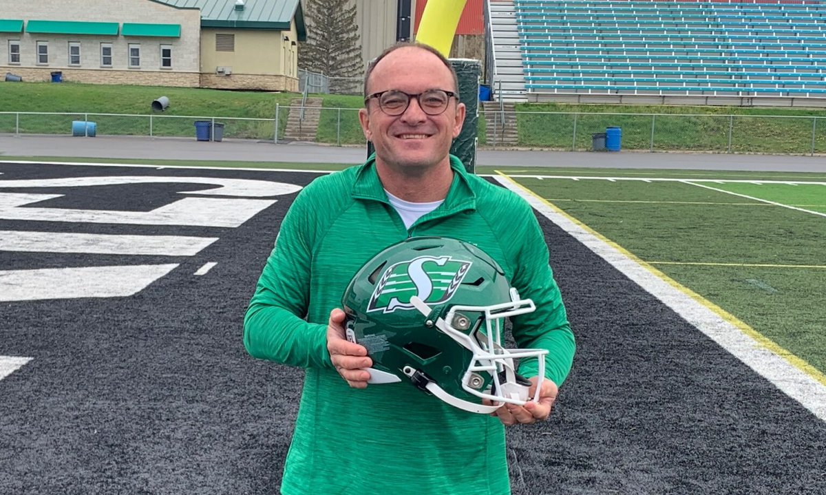 JDunk12's tweet photo. Michael Ball being replaced as radio voice of Saskatchewan Roughriders

https://t.co/PC1DR1hvSV

#Saskatchewan #Riders #CFL https://t.co/oLqsDrz5Fg