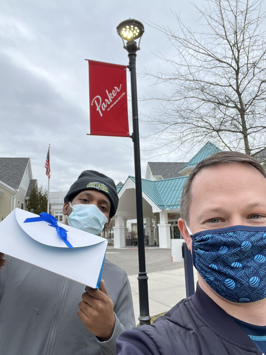 Tyler_L_Rapp's tweet image. #winlocal looking for some @FirstNet appreciating those #nurses and #nurse-assistants. 3 stops @Vinecia_F @lplionelp @TadrosPatrick @fr2875 @LifeAtATT @theeastregion