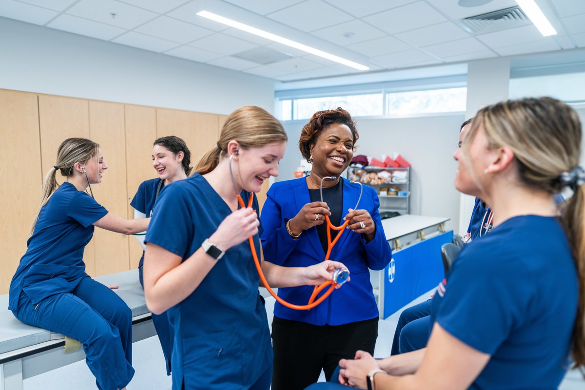 Dean Henderson is having a blast in the first two days on the job! Learning the Gator Chomp from our #GatoRNursing students has been a highlight, and in return, the dean is sharing valuable insights in the Kirbo Innovation and Learning Lab. Here's to more moments like these! 💙🧡