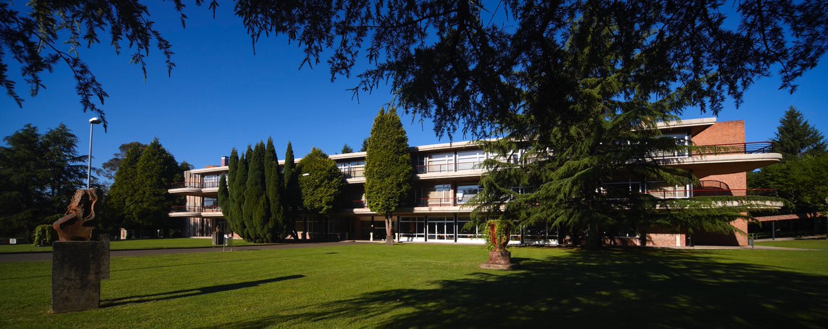 Traballas no sector turístico de #Galicia?

Estás de sorte!  O <a href="/C_S_H_G/">Centro Superior Hostelería de Galicia</a> oferta máis de 1.000 prazas para cursos gratuítos de idiomas. Tes ata o 5 de febreiro para solicitalo!

Tamén podes solicitar cursos de lingua de signos ata o 15 de febreiro.

ℹ️ xunta.gal/notas-de-prens…