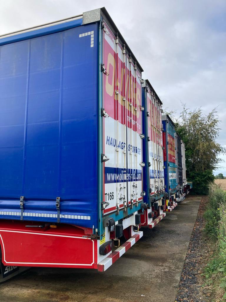 stephen_mcivor's tweet photo. 3 no 2018 sdc 4.6m c/siders . Very clean .alloy wheels full Enxl rated . 
Call SMC on 07725544441 https://t.co/NmW3uZIaRM