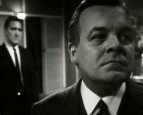 Wyfan2's tweet photo. 31 January 1966 THE POWER GAME The Crunch by #PeterDraper. #PatrickWymark as Wilder is forced to confront Pamela's affair with Hagadan (@SewellGActor). https://t.co/5K3zKMBFCV https://t.co/xhad9g8Hy6