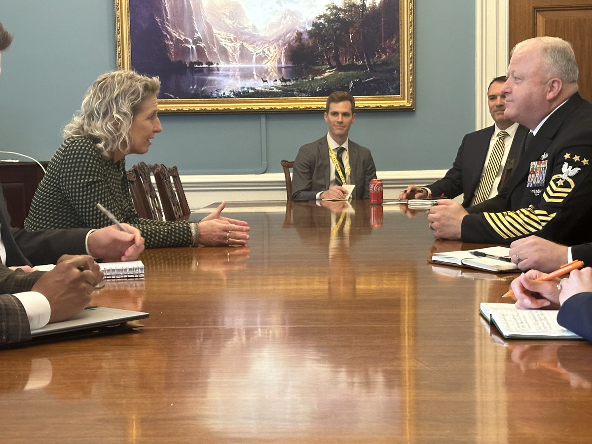 It was great meeting with @RepDonBacon, @RepJenKiggans, and @RepHoulahan. I look forward to speaking with them tomorrow for the HASC Quality of Life Panel to discuss ways we can work together to improve readiness and increase recruitment. It starts with quality of life.
