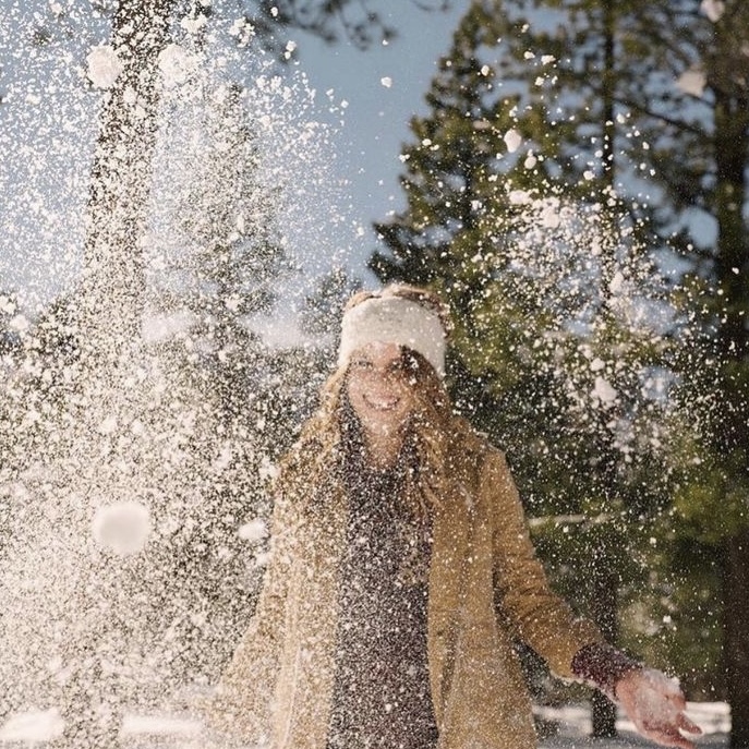 Nothing like a snow day in <a href="/LeeCanyonLV/">Lee Canyon</a> 

📸 (IG) @kendra_walsh_ 

#lasvegaswinter #vegaslocals #snowday