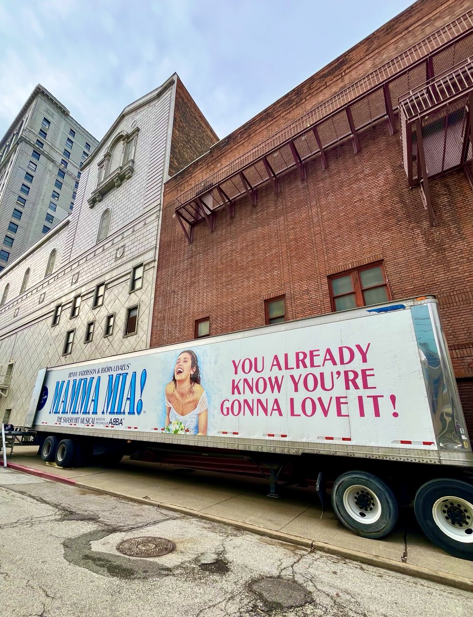 Look who's in town! 💙💕 

🎭 MAMMA MIA!
🗓️ Jan 30 - Feb 4
🎟️ bit.ly/3MizgIY
💫 <a href="/Huntington_Bank/">Huntington Bank</a> Featured Performance

#MammaMiaTheTour #PSQCLE