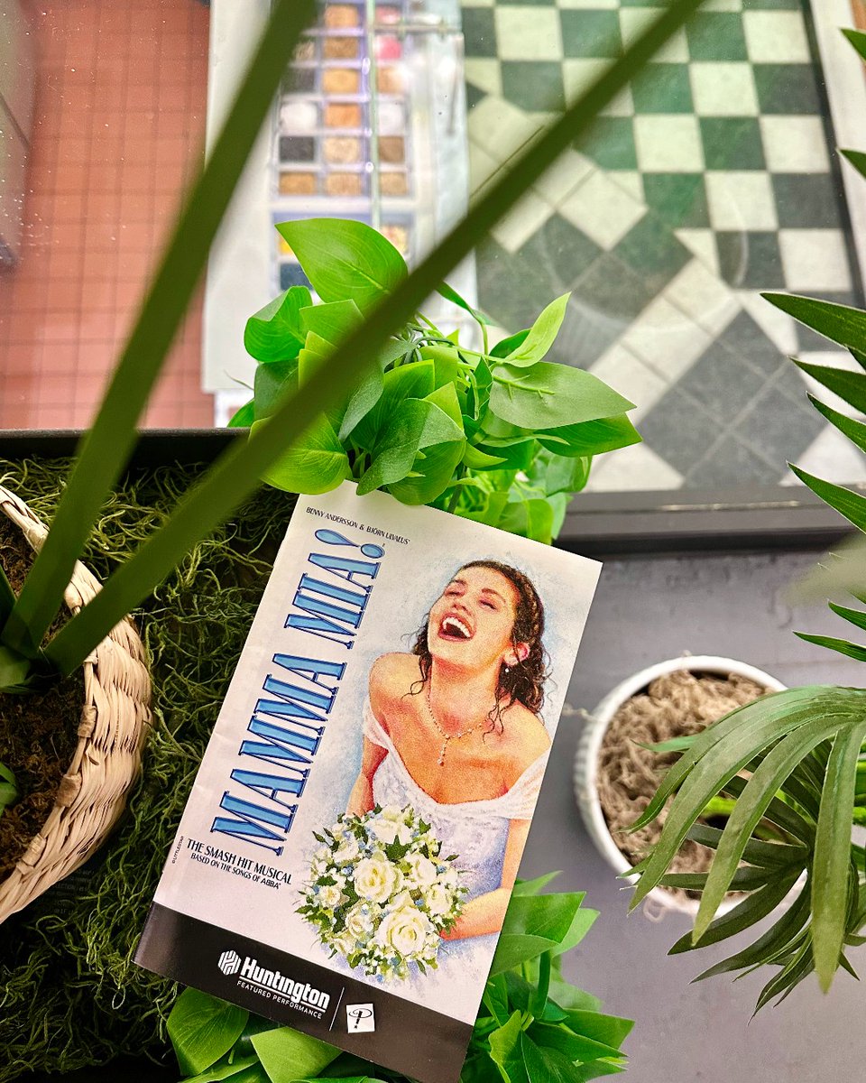 We're dancing, jiving and having the time of our lives because "MAMMA MIA!" opens TONIGHT at <a href="/playhousesquare/">Playhouse Square</a>. 🕺 💃 🎶 

The Huntington Bank Featured Performance is here until Sunday, Feb. 4.