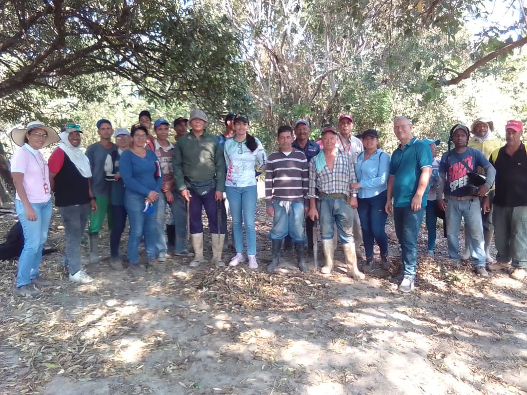 abordaje al sector El horno  parroquia Jose gregorio bastidas municipio Palavecino Edo Lara para la revision plan productivo 2024 (inspecciones Instrumentos Inti) reunion para discucion de las 7 lineas de transfornacion en el sector economico que es donde El Mppat esta inmerso