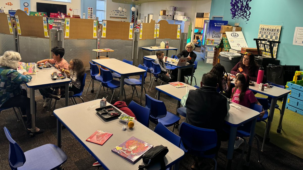 Diamondback_EP's tweet photo. Diamondbackers spent their lunchtime reading to 2nd graders at Bunche Elementary!  Our Reading Buddies program takes place every two weeks on Tuesdays, Wednesdays and Thursdays. #community #volunteer  #diamondbackenergy https://t.co/MuuRpUpL4V