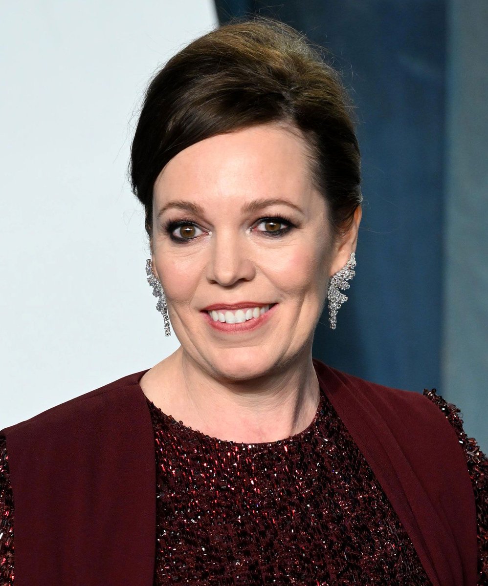 ShrekHistory's tweet photo. Happy 50th Birthday the voice of Mama Bear, Olivia Coleman! (January 30th, 1974) 🐻🎂 https://t.co/ClYkr5jH3l