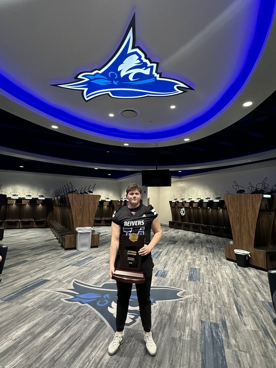 Gavin Rolling (@gavinrolling) on Twitter photo Excited to announce my commitment to Iowa Western to further my athletic and academic career! #sailsup <a href="/CoachSpeer15/">Tristan Speer</a> <a href="/CoachStrohmeier/">Scott Strohmeier</a> <a href="/CoachTebrink/">Coach TeBrink</a> Excited to announce my commitment to Iowa Western to further my athletic and academic career! #sailsup <a href="/CoachSpeer15/">Tristan Speer</a> <a href="/CoachStrohmeier/">Scott Strohmeier</a> <a href="/CoachTebrink/">Coach TeBrink</a>